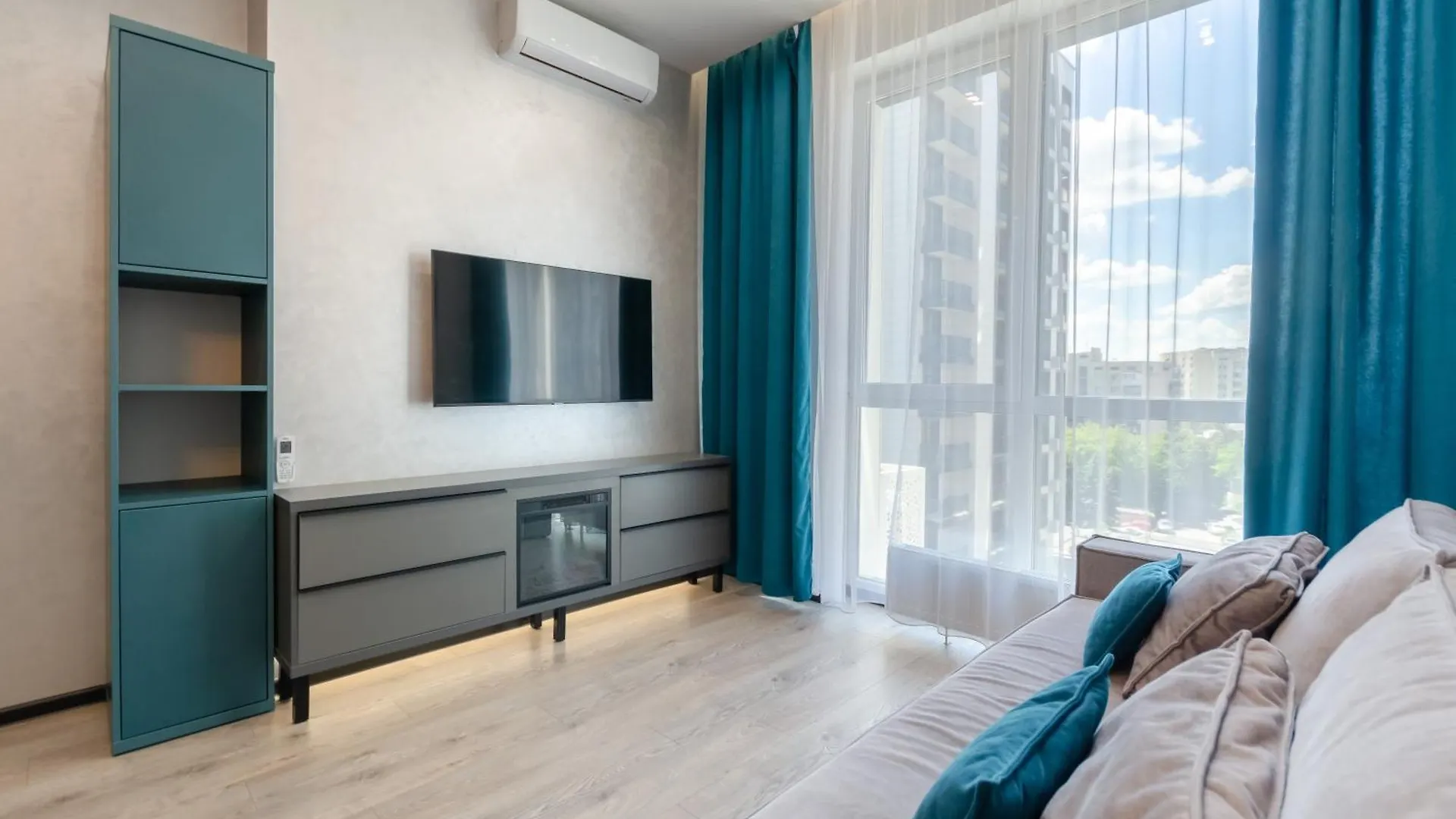 Petrovdom Apartments 05-104A In Rc Yaroslaviv Grad, Bulvarno-Kudriavska 17B Kyiv Ukraine