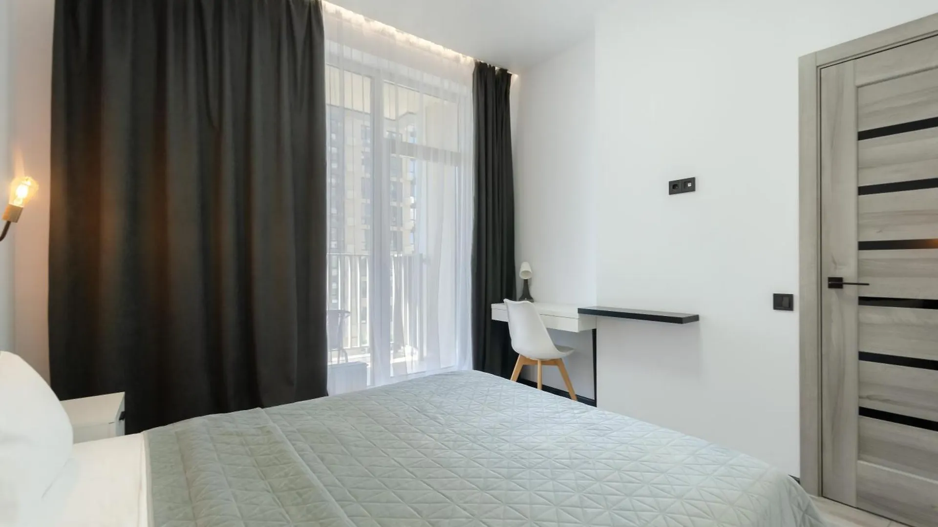 Petrovdom Apartments 05-104A In Rc Yaroslaviv Grad, Bulvarno-Kudriavska 17B Kyiv